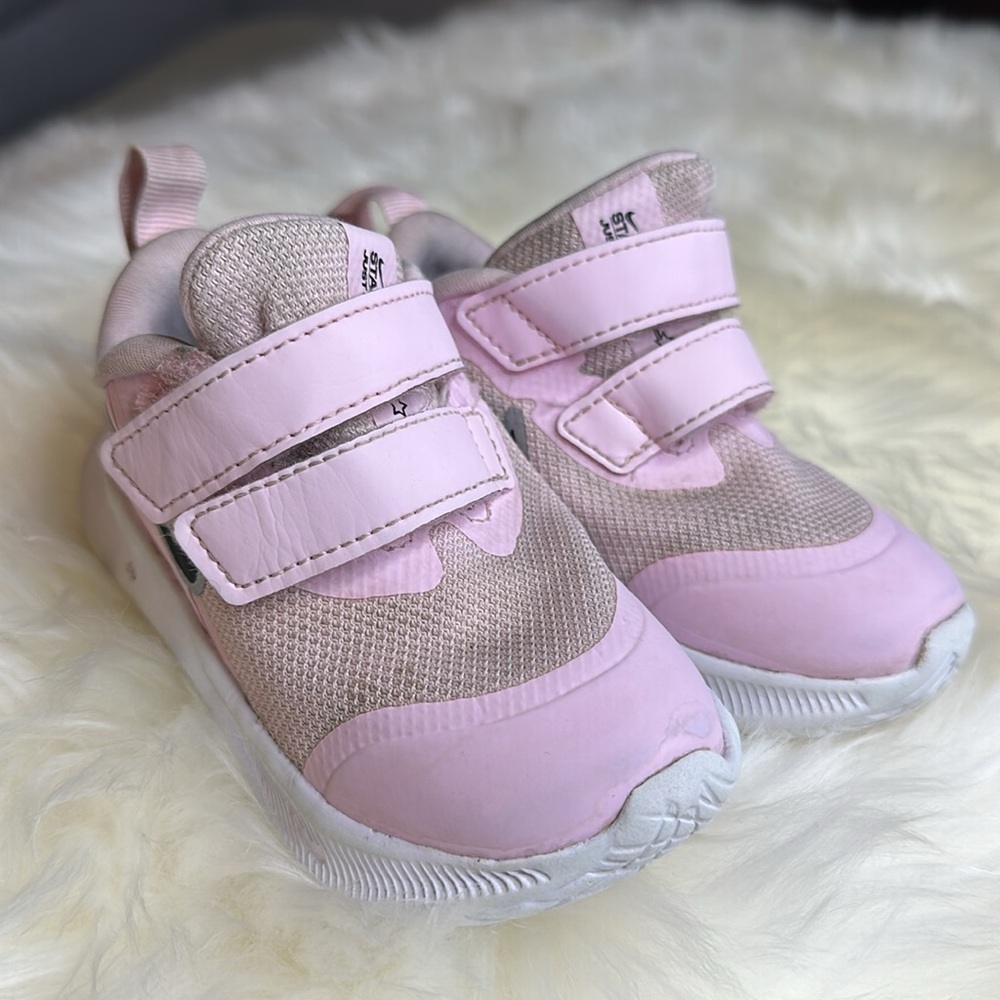 Nike StarRunner just do it Baby Girls Shoes Size 5C Color: Pink/Black/White - Picture 3 of 10